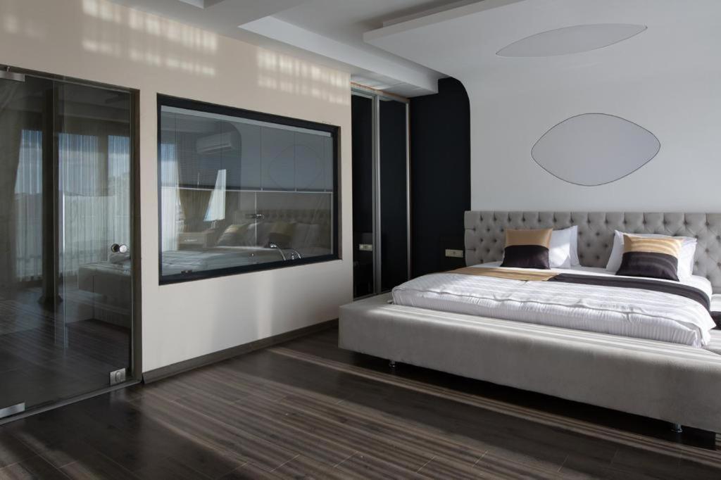 Carpe Diem Hotel Ayvalik Bagian luar foto