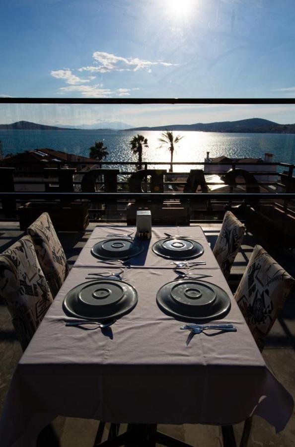 Carpe Diem Hotel Ayvalik Bagian luar foto