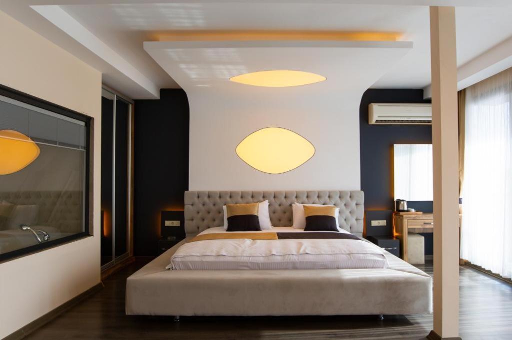 Carpe Diem Hotel Ayvalik Bagian luar foto