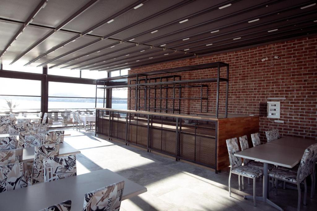 Carpe Diem Hotel Ayvalik Bagian luar foto