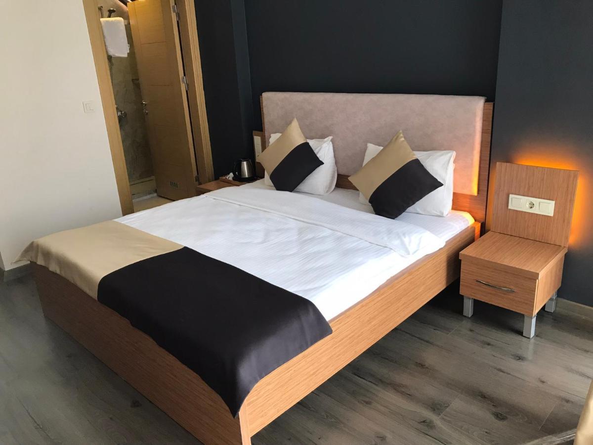 Carpe Diem Hotel Ayvalik Bagian luar foto