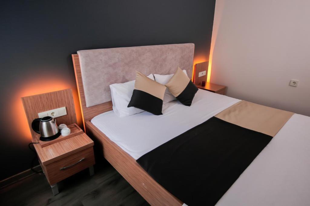 Carpe Diem Hotel Ayvalik Bagian luar foto